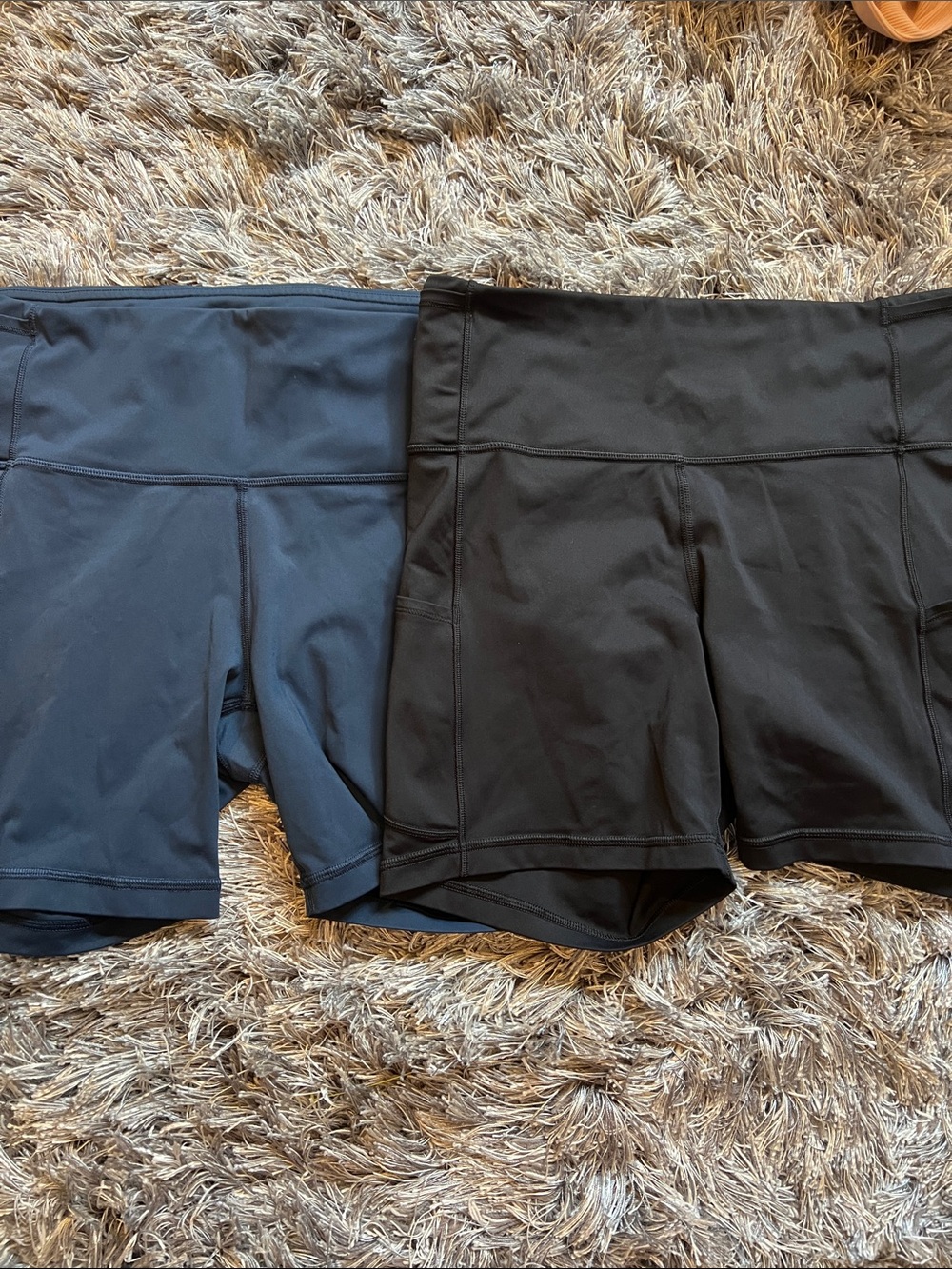 LULULEMON x 2 Fast and Free Short 6" * Non-Reflective in True Navy & Black Sz10